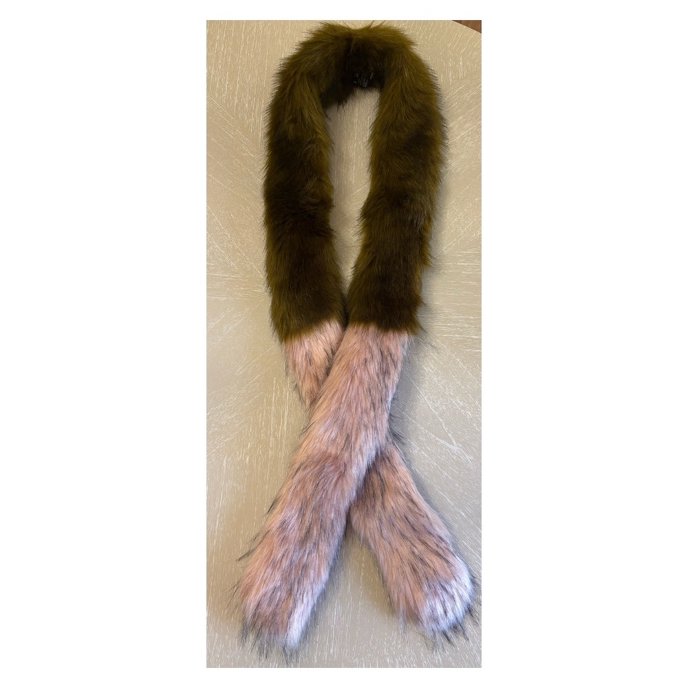 NWOT Anthropologie Nooki London Faux Fur Scarf In Pink & Olive Green